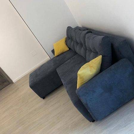 Apartment Luxury Римніку-Вилча Екстер'єр фото
