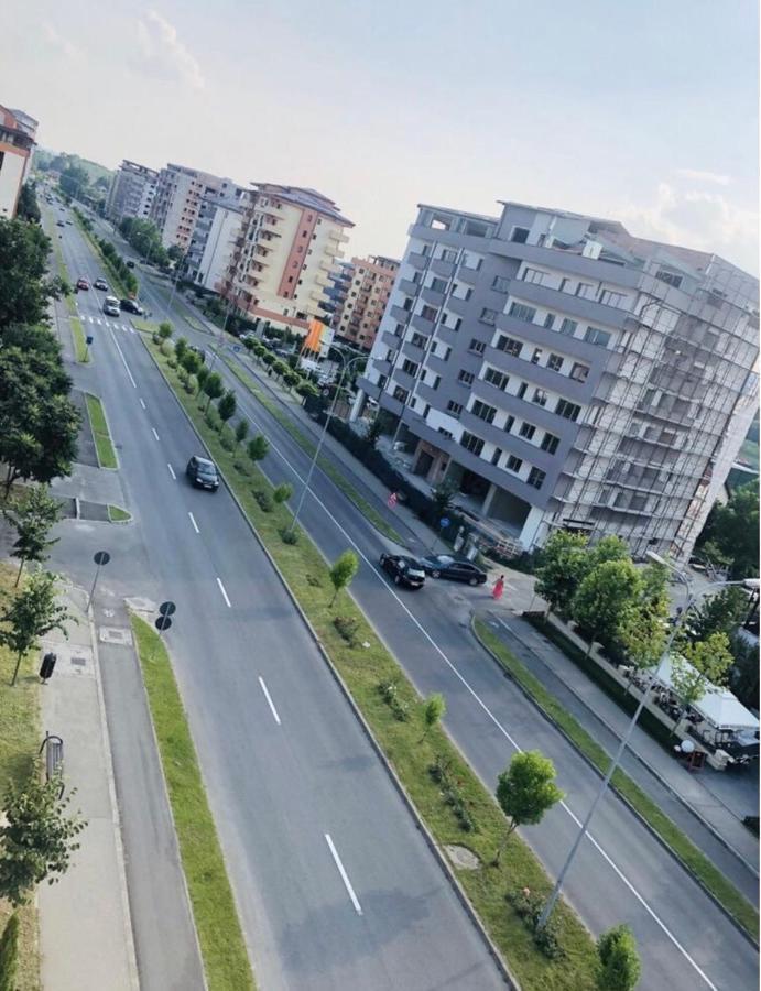 Apartment Luxury Римніку-Вилча Екстер'єр фото